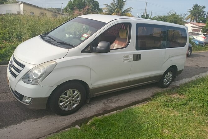 Basseterre Half Day Tour - South Friars Beach and the two-ocean viewpoint