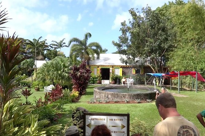 Best of St. Kitts Highlight Tour and Beach - Brimstone Hill Fortress, the tour’s main sight