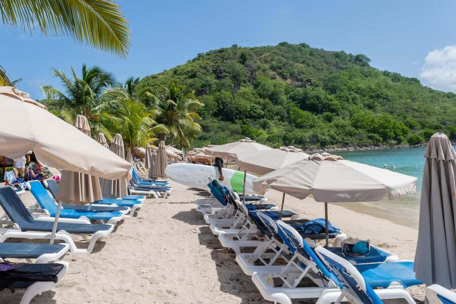 Cockleshell: Beach Excursion, Snorkeling, and Scenic Views - Should you book this Cockleshell outing?