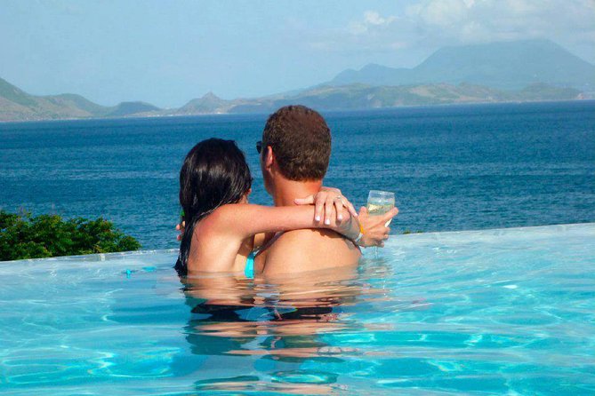 Palms Court Gardens and Restaurant Day Pass - Wi-Fi, showers, and what the pass includes